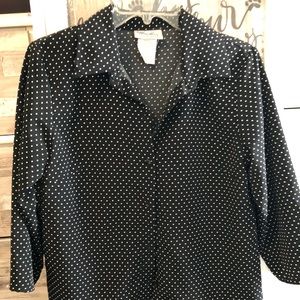 Black polka dot top.